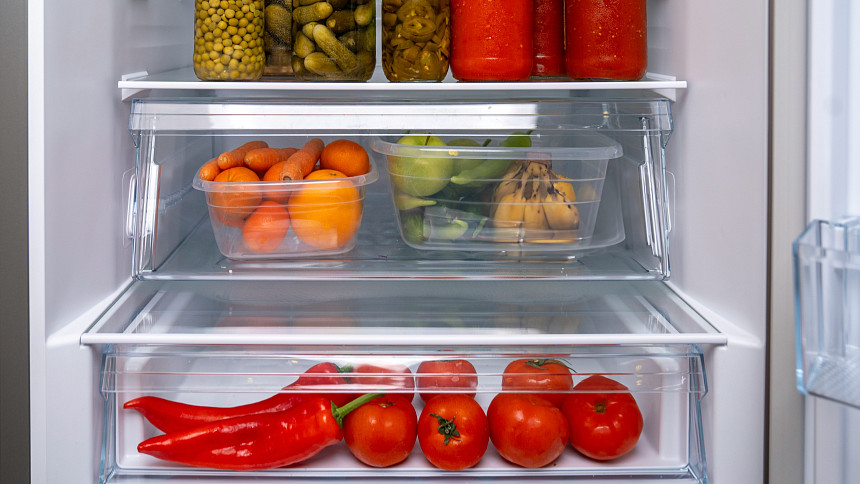 Udělejte si revizi v lednici, některým potravinám chlad nesvědčí.