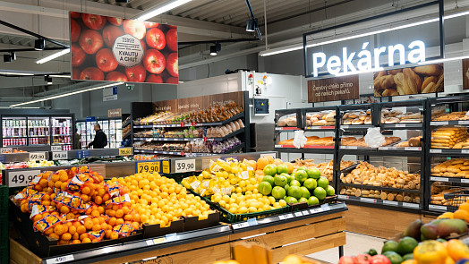 Tesco Roztoky: rozšířená nabídka čerstvých potravin a nový kávový koutek