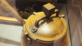Hrnec, nebo časovaná bomba? První "papiňák" sloužil alchymistům k výrobě zlata