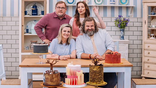 Maršálek v Peče celá země rozdával za čokoládové dorty jedničky s hvězdičkou. V kreativní výzvě zabodovali všichni