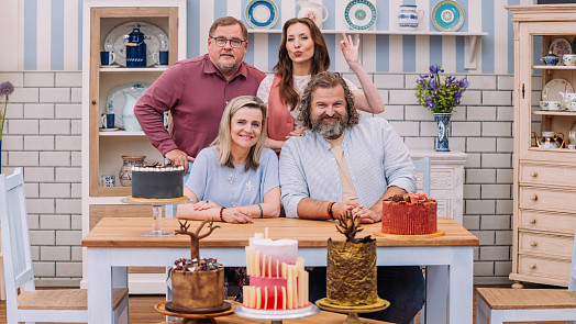 Maršálek v Peče celá země rozdával za čokoládové dorty jedničky s hvězdičkou. V kreativní výzvě zabodovali všichni