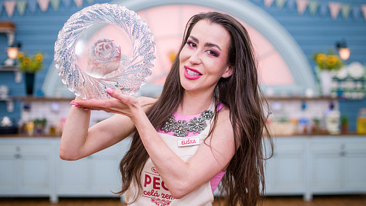 Vítězkou Peče celá země je Eliška: V dramatickém finále upekla dort, který vehnal Maršálkovi slzy do očí