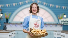 Celý den vařím pro profesionálního cyklistu, říká Anežka z Peče celá země. A do toho ještě stíhá famózní dezerty