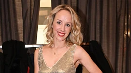 Herečka Petra Hřebíčková si na luxusní jídlo nepotrpí: Ráda si dám dobrou svíčkovou, špatný není catering u filmu