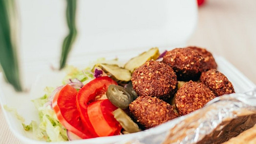 Poznejte slavný falafel: Malé smažené kuličky z Egypta si můžete připravit i doma