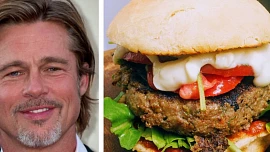 Jídelní rozmary slavných: Brad Pitt propaguje veganství, ale na tomhle šťavnatém burgeru by si určitě pochutnal