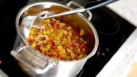 Proč si pořídit pomalý hrnec - tipy na nejlepší recepty