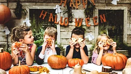 Hallowenské dobroty potěší všechny děti: Upéct se dají speciální perníky, strašidelné sušenky, nebo snadné muffiny