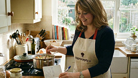 Věrnostní program Foodie jede dál: vařte s námi a sbírejte body. Čeká na vás ještě víc odměn, nově i poukazy na 5 000 Kč