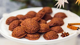 Tradiční recepty nikdy nezklamou: Pracičky podle babičky Anny voní ořechy i skořicí. Jejich přípravu zvládne i amatér