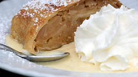 Jak připravit nejlepší jablečnou náplň do závinu, aby chutnala božsky a nerozmáčela těsto? Poradíme i začátečníkům