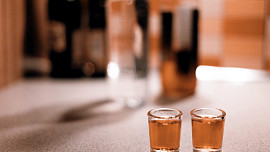 České rumy, co vůbec rumy nejsou: Některé mají málo alkoholu, jiné hodně cukru. Nenechte se napálit!