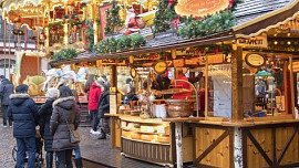 Drážďanská štola, polský bigos i ohnivý punč: Adventní trhy u sousedů lákají na delikatesy i pohádkovou atmosféru