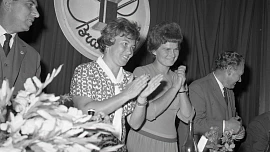 Oslavy MDŽ v retro stylu: Recepty na originální ruská vejce, vlašák nebo šunkovou rolku vás vrátí do minulosti