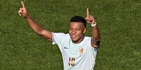Kylian Mbappé má slabost pro speciální špagety, jinak jí šest menších jídel denně a hlídá si cukr
