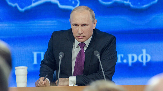 Jídelníčky světových lídrů: Vladimir Putin snídá syrová vejce. Vodku pije jenom na trávení