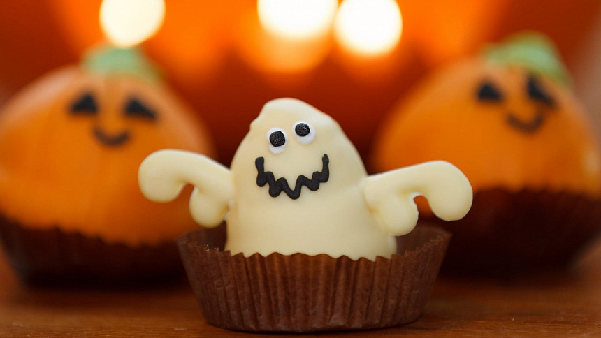 Halloweenské recepty: Vyzkoušejte strašidelné prsty nebo duchařské pusinky