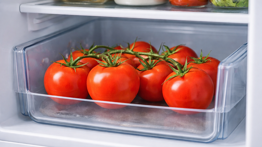 Rajčata do lednice nepatří, ztrácí tam chuť i vůni.