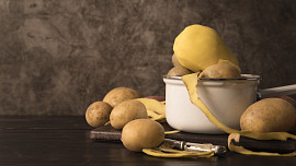 Hit internetu: Zavařené brambory vydrží až dva roky. Připravují se snadněji než okurky, chutnají lépe než jiná zelenina