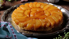 Jídla naruby a jak jste je ještě neochutnali: Znáte obrácený řízek nebo plněné rohlíky?