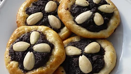 Nejlepší maková náplň do koláčů a buchet? Chuti pomůžou rum, perník, džem nebo vanilka