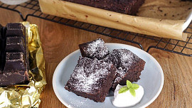 Geniální brownies: Jak připravit slavný čokoládový dezert rychle, dietně a klidně i bez mouky?