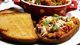 Jak dokonale osmažit topinky podle Ostravskeho Gastrošefa: Jednou surovinou nesmíte šetřit, jinak vás výsledek zklame