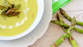 Pět nejlepších způsobů, jak si užít chřest: Zkuste netradiční závin nebo krémovou polévku!
