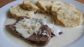 Klasiky ze školní jídelny: Tradiční křenová omáčka, jemná i řízná zároveň