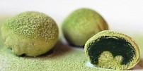 Matcha je superčaj, který můžete pít i jíst. Vyrobte z něj zdravé lívance nebo skvělý koláč