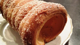 Past na turisty? „Staročeský“ trdelník vlastně vůbec není staročeský