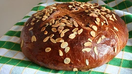 Dokonalý velikonoční mazanec: Osvědčené rady a tipy, jak ho zvládnout!