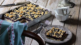 Borůvkový koláč jako od babičky: Jak to udělat, aby se povedl na jedničku?