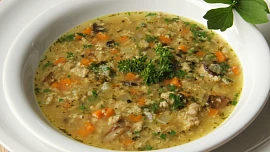 Panádlová neboli žebrácká polévka: O typickém jídle chudých se psalo už v Rychlých šípech