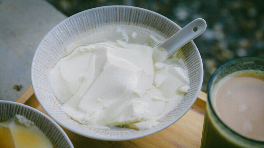 Tvaroh, nebo řecký jogurt: co je lepší k snídani