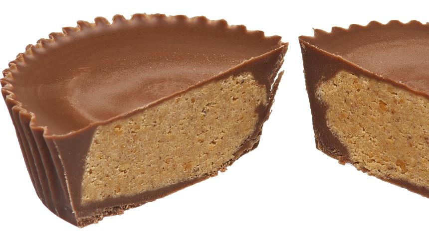 Reese's Peanut Butter Cups: Na legendární americkou čokoládovou cukrovinku potřebujete jen 4 suroviny, výsledek je božský