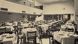 Guláš za 125 Kč, svíčková s knedlíkem za 145 Kč: Legendární prvorepubliková jídelna U Rozvařilů je zpět, i s typickými tácy a unikátní atmosférou