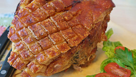 Dokonalá nedělní pečínka podle MasterChef Česko: Šťavnatost masa s křupavou kůrčičku skvěle doplní yorkshirský pudink