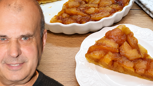 Petr Rychlý ukázal recept na obrácený jablečný koláč. Jeho kouzlo spočívá v karamelu a neobvyklém způsobu pečení