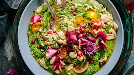 Nechte svůj talíř rozkvést jedlými květy: Sedmikrásky krásně zdobí, pampelišky zkuste do salátu