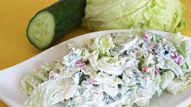 Salát pro tchyni: Za tohle jídlo vás pochválí. Je výborný díky jedné ingredienci