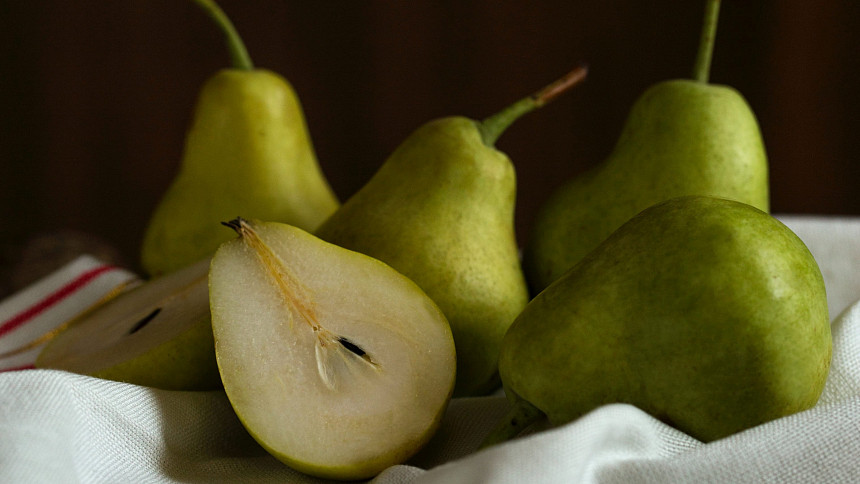 Hrušky, podzimní kolegyně jablek: Dietní ovoce dokáže odstranit jedovaté látky z těla