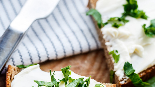 Tři česká jídla, která by cizinci nikdy nepozřeli: Jedno z nich Češi přímo milují