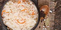 Kysané zelí je česká klasika, kimchi zase láká exotikou. Rozdíl poznáte hlavně v chuti a ceně