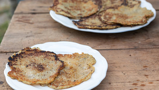 Jednodušší verze bramboráků vás nadchne: Není tak mastná, více křupe a má výraznější chuť