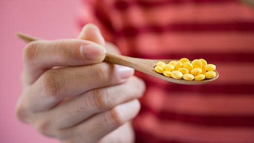 Pozor na pepř, banán nebo citrusy! Při kombinaci s některými léky mohou vážně poškozovat vaše zdraví