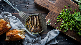 Zapomeňte na tuňáka i lososa: Tahle ryba je zdravější a vašemu tělu prospívá víc než jste si mysleli