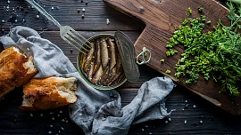 Zapomeňte na tuňáka i lososa: Tahle ryba je zdravější a vašemu tělu prospívá víc než jste si mysleli