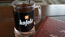 Jak a proč vznikla Kofola? Slavná česká limonáda nahradila Pepsi i Colu