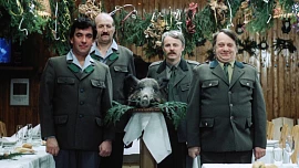 Recepty z českých filmů: Kančí? Jedině se šípkovou omáčkou!